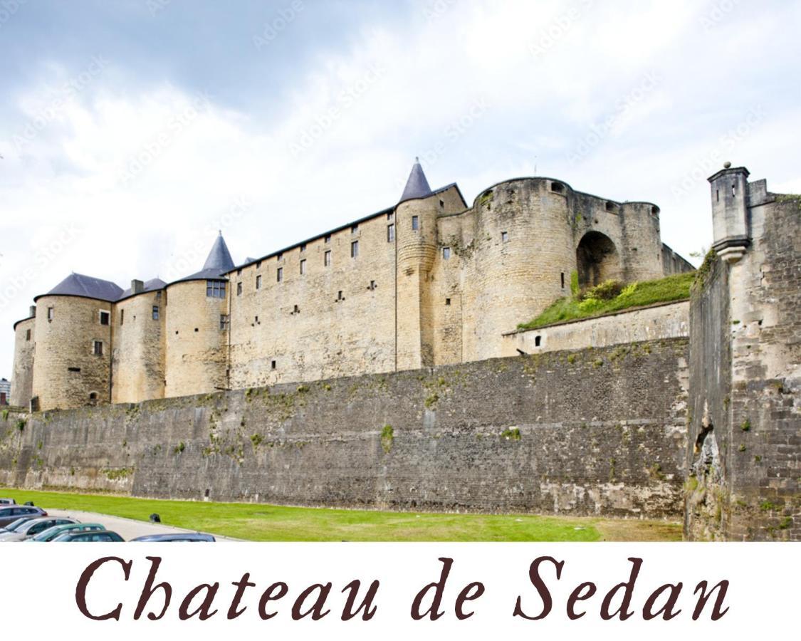 Charleville-Mezieres: Belle Vue Place Ducale Екстериор снимка